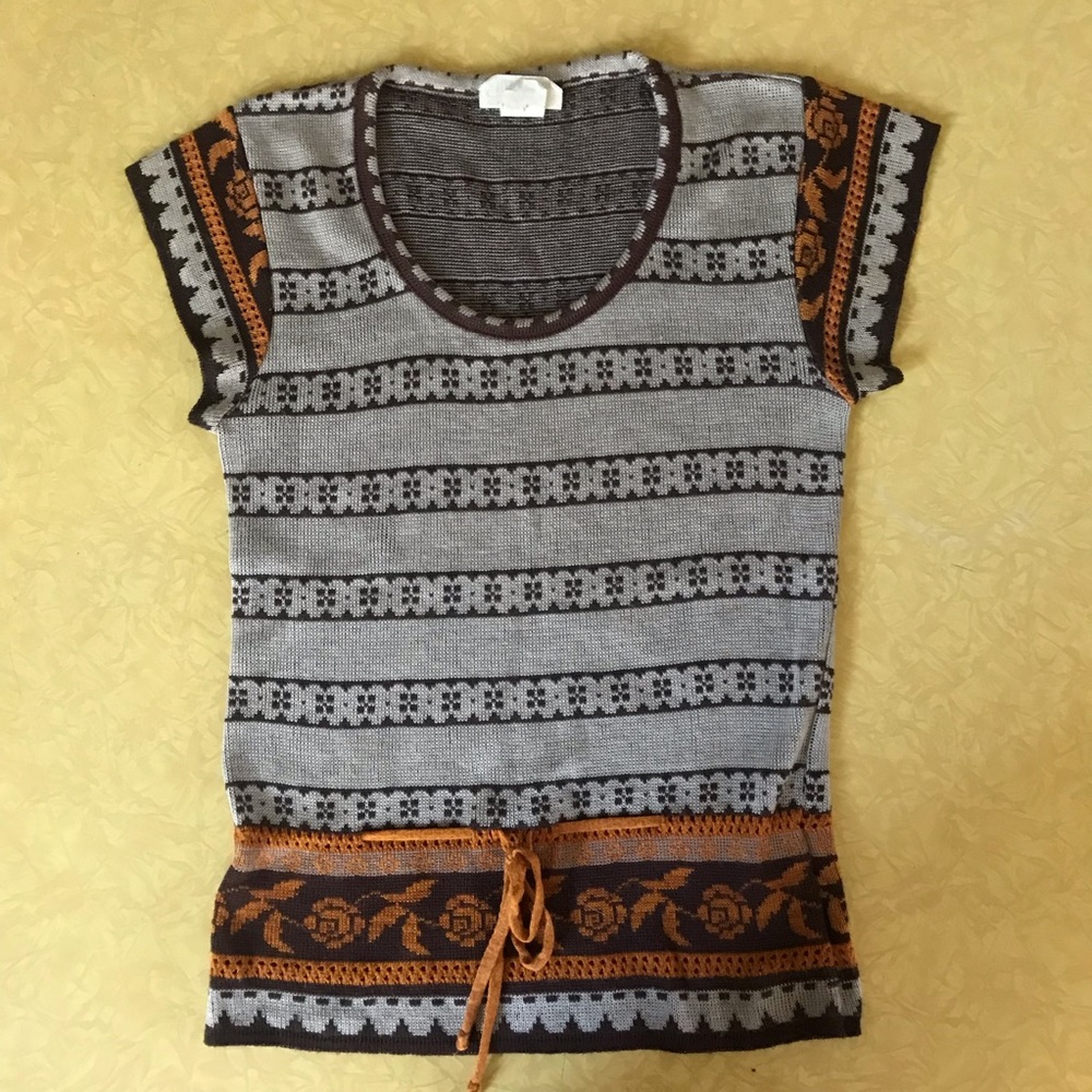 Vintage acrylic knit top with tie